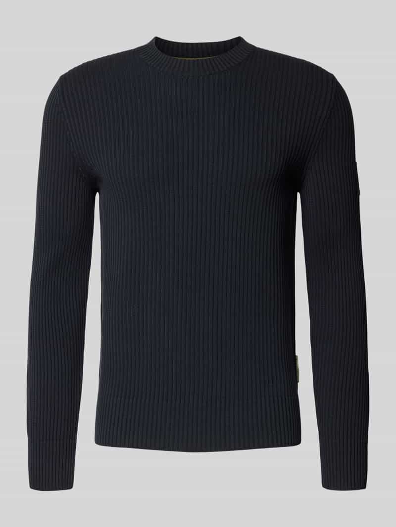 Sweter o kroju regular fit z dzianiny z czystej bawełny – Marc O'Polo × DFB Travel Collection