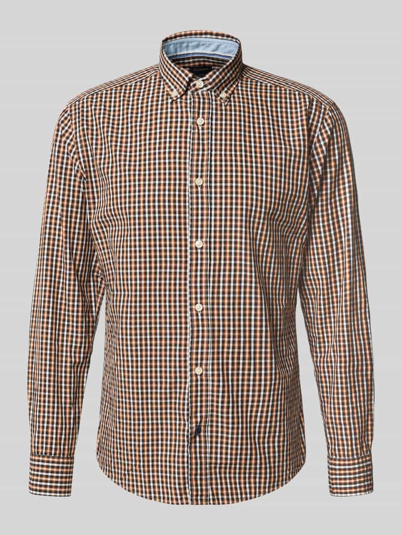 Koszula casualowa o kroju regular fit z kołnierzykiem typu button down