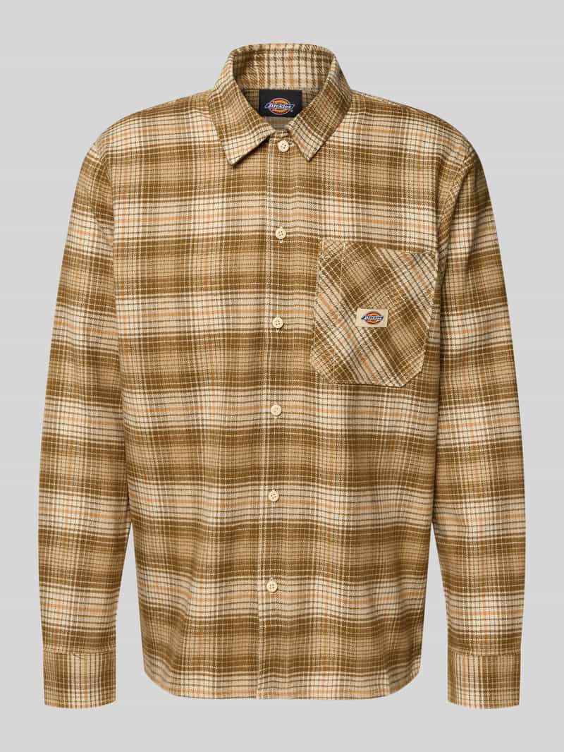 Koszula casualowa o kroju regular fit z kieszenią na piersi