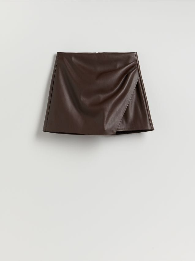 Reserved - Spódnico-szorty z imitacji skóry - ciemnobrązowy