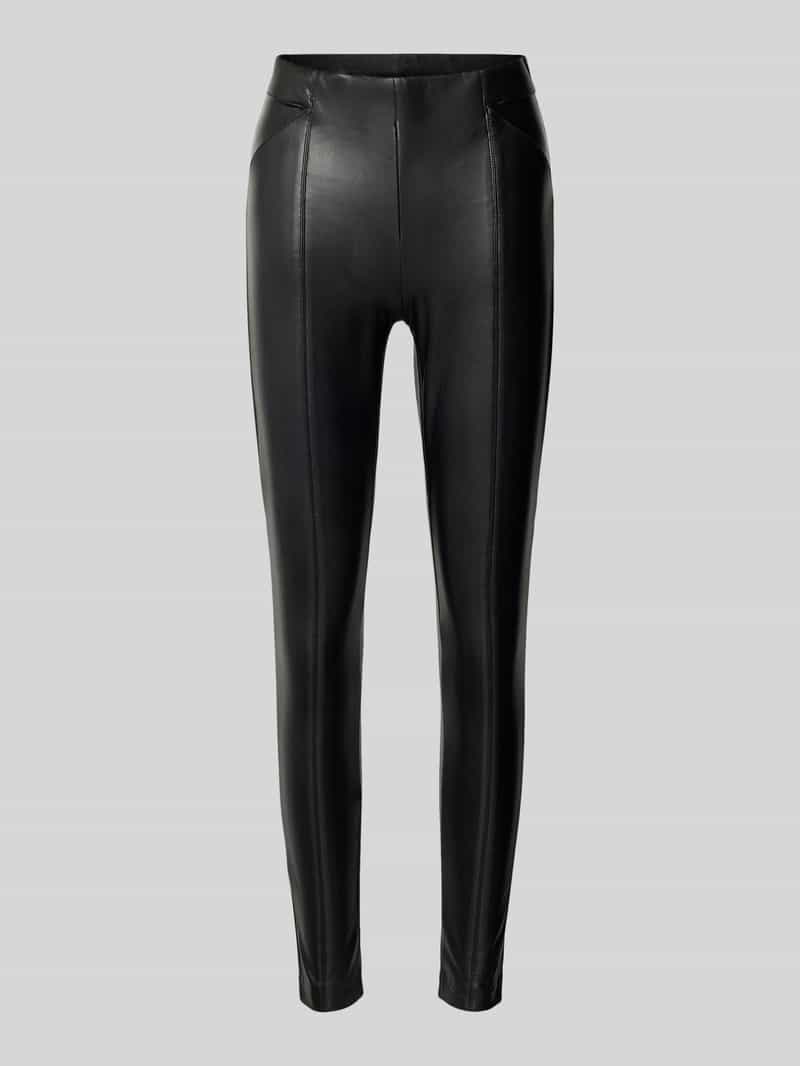Spodnie o kroju slim fit z imitacji skóry z elastycznym pasem model ‘JESSIE’