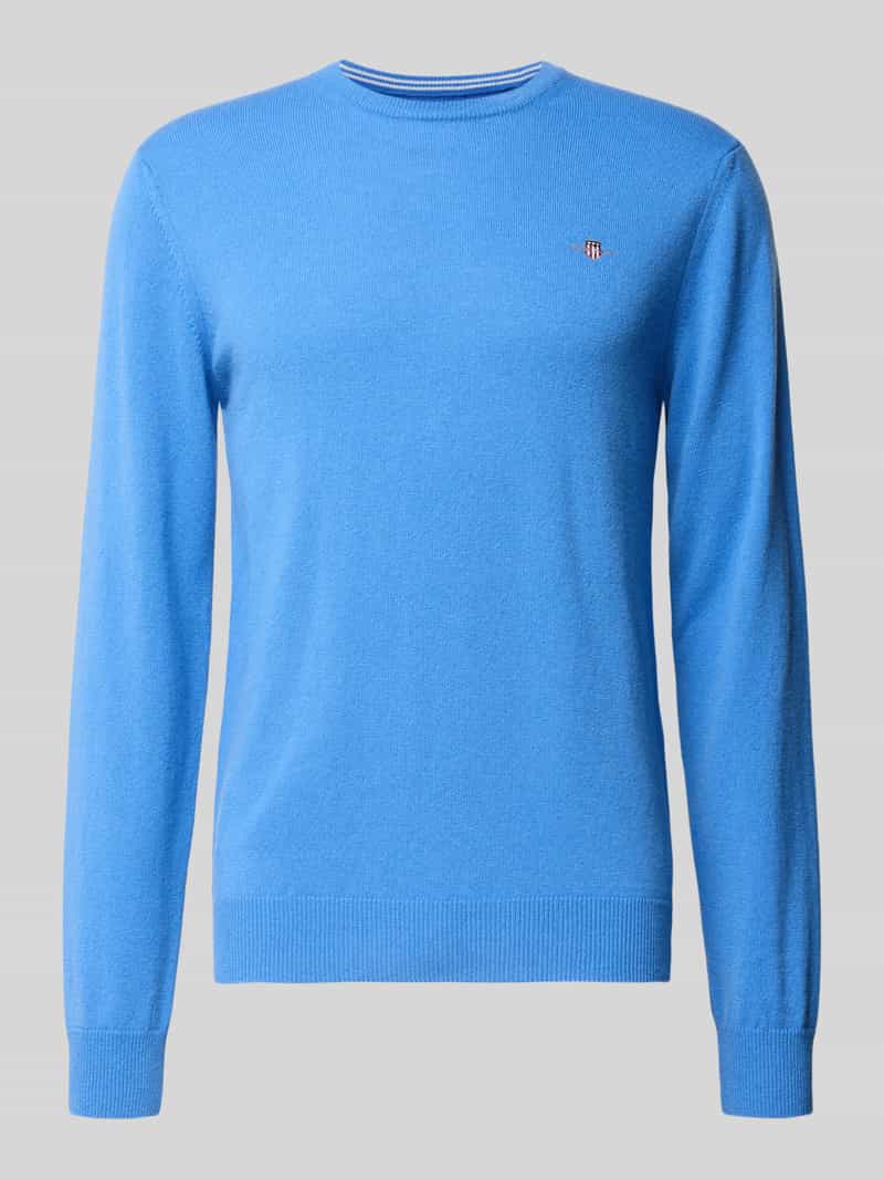 Sweter z dzianiny z prążkowanymi wykończeniami