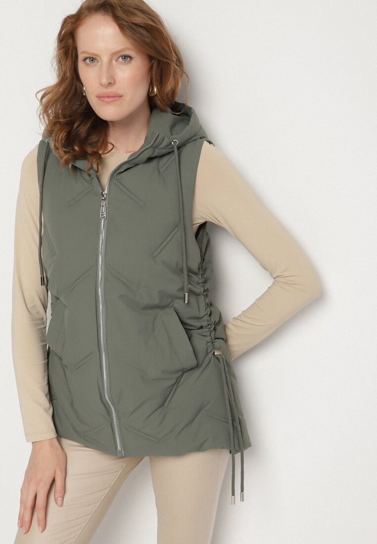Zielona Casualowa Kamizelka z Kapturem i Pikowanymi Przeszyciami Caletta