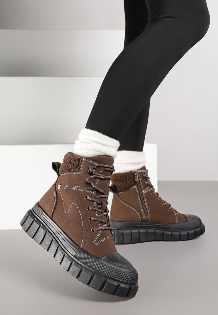 Brązowe Botki Typu Trapery Vices na Grubej Tłoczonej Podeszwie Anerrive