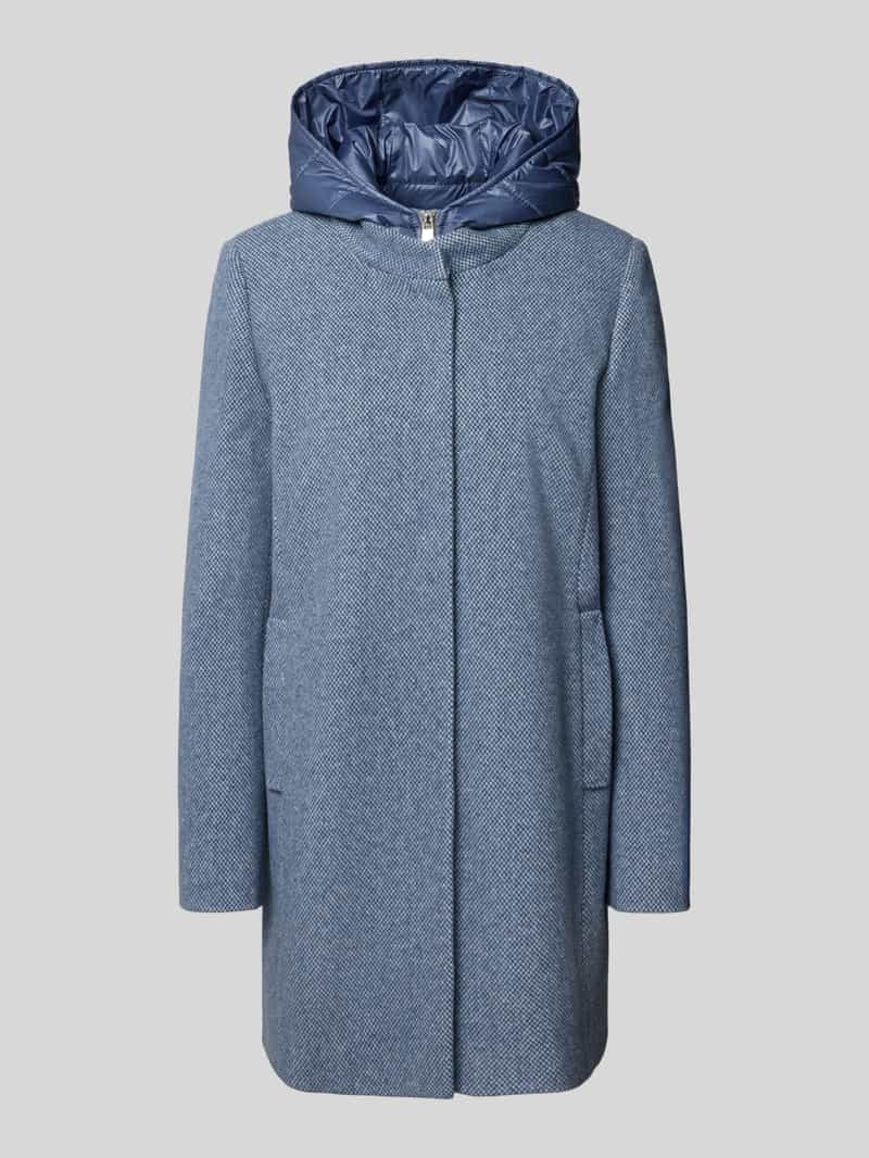 Płaszcz z kapturem