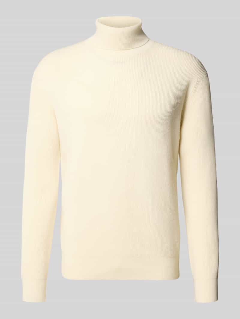 Sweter z dzianiny z golfem