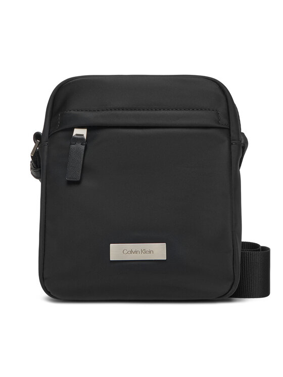 Calvin Klein Saszetka Sleek Reporter LV04D3180G Czarny