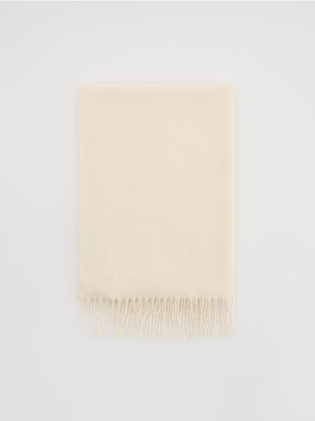 Reserved - Gładki szal z frędzlami - złamana biel