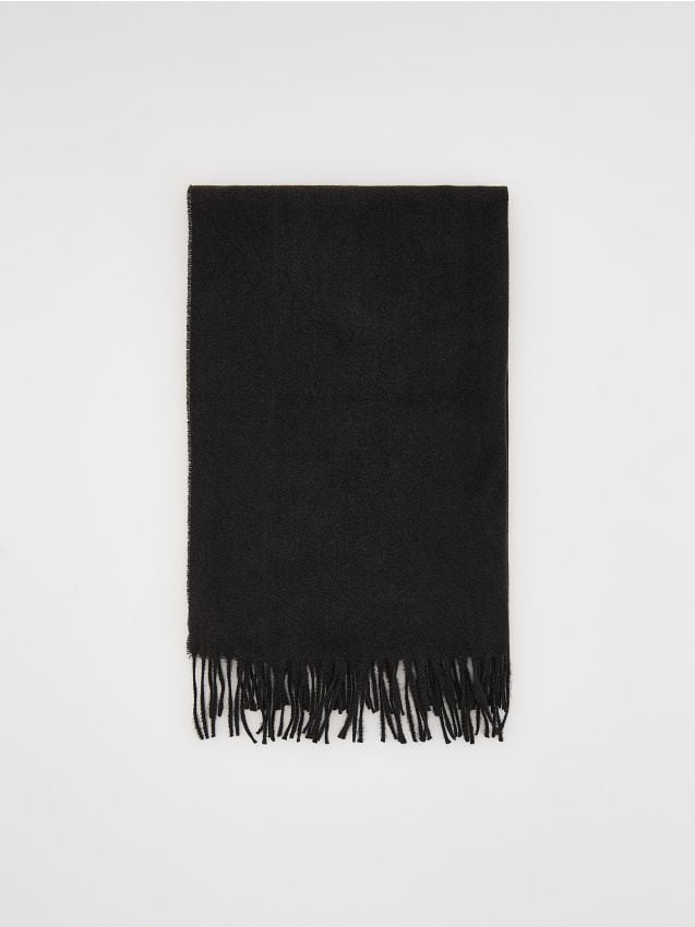 Reserved - Gładki szal z frędzlami - czarny