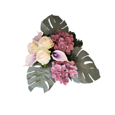 Stroik dekorowany w wazonie róże goździki ostróżki liście fioletowo-kremowy