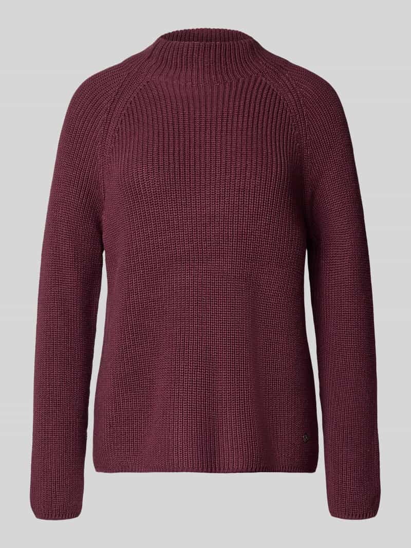 Sweter z dzianiny ze stójką