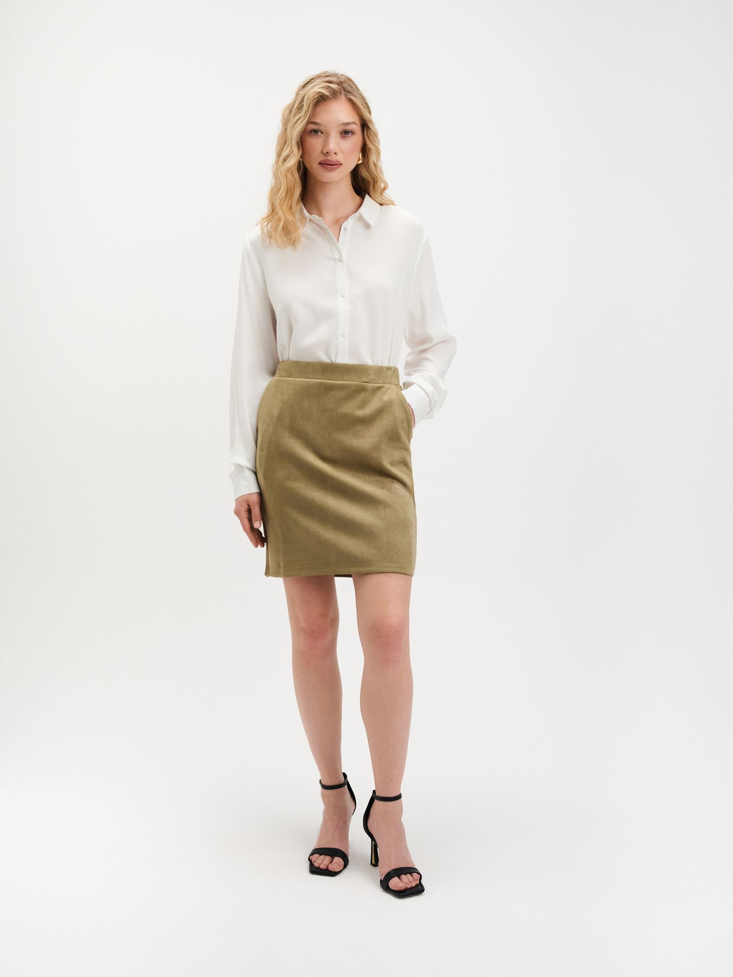 Mini spódniczka w kolorze khaki
