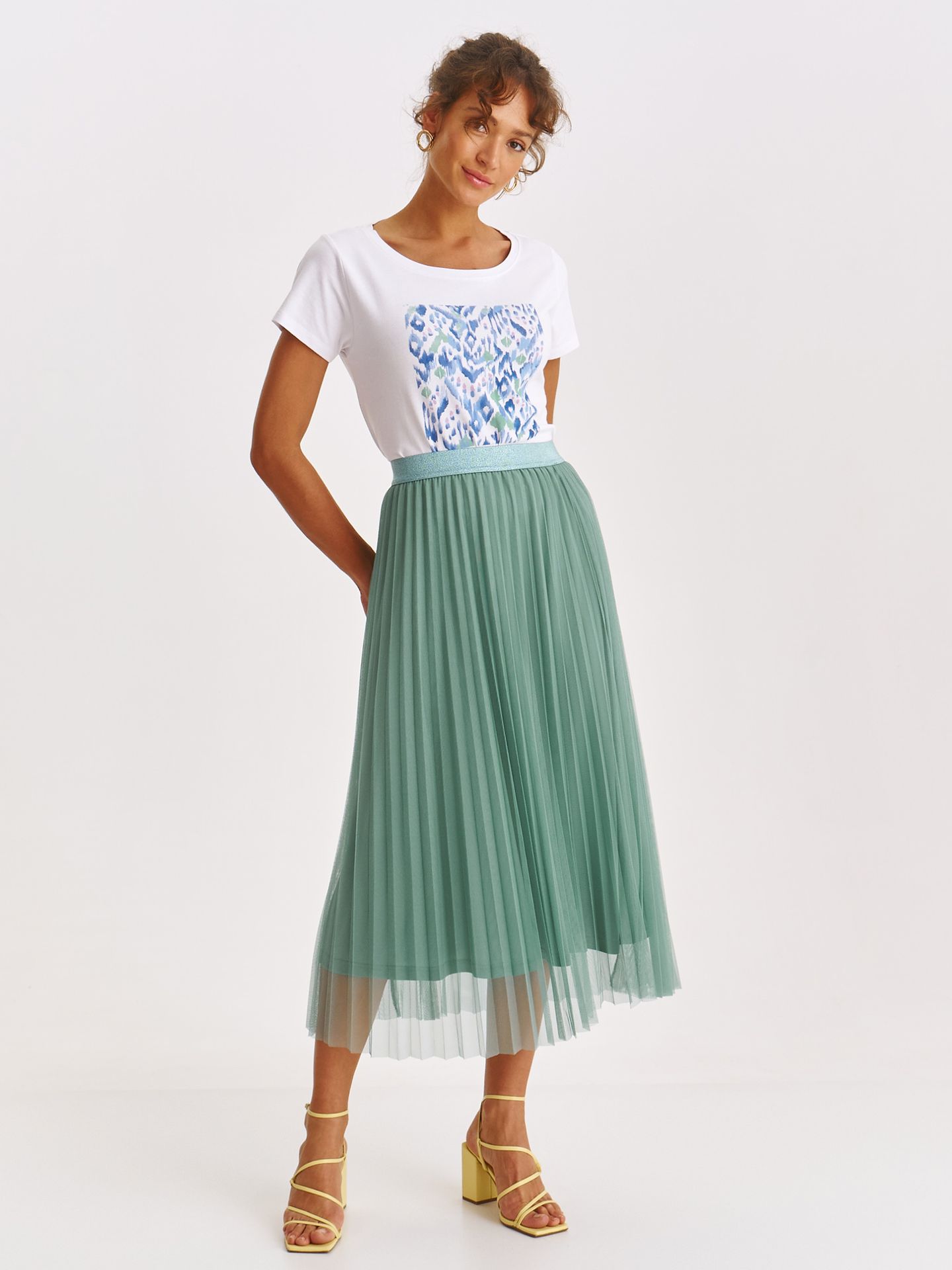 Spódnica damska zielona rozszerzana - SSD1935ZI spódnica regularna - TOP SECRET - Odzieżowy sklep internetowy TOP SECRET