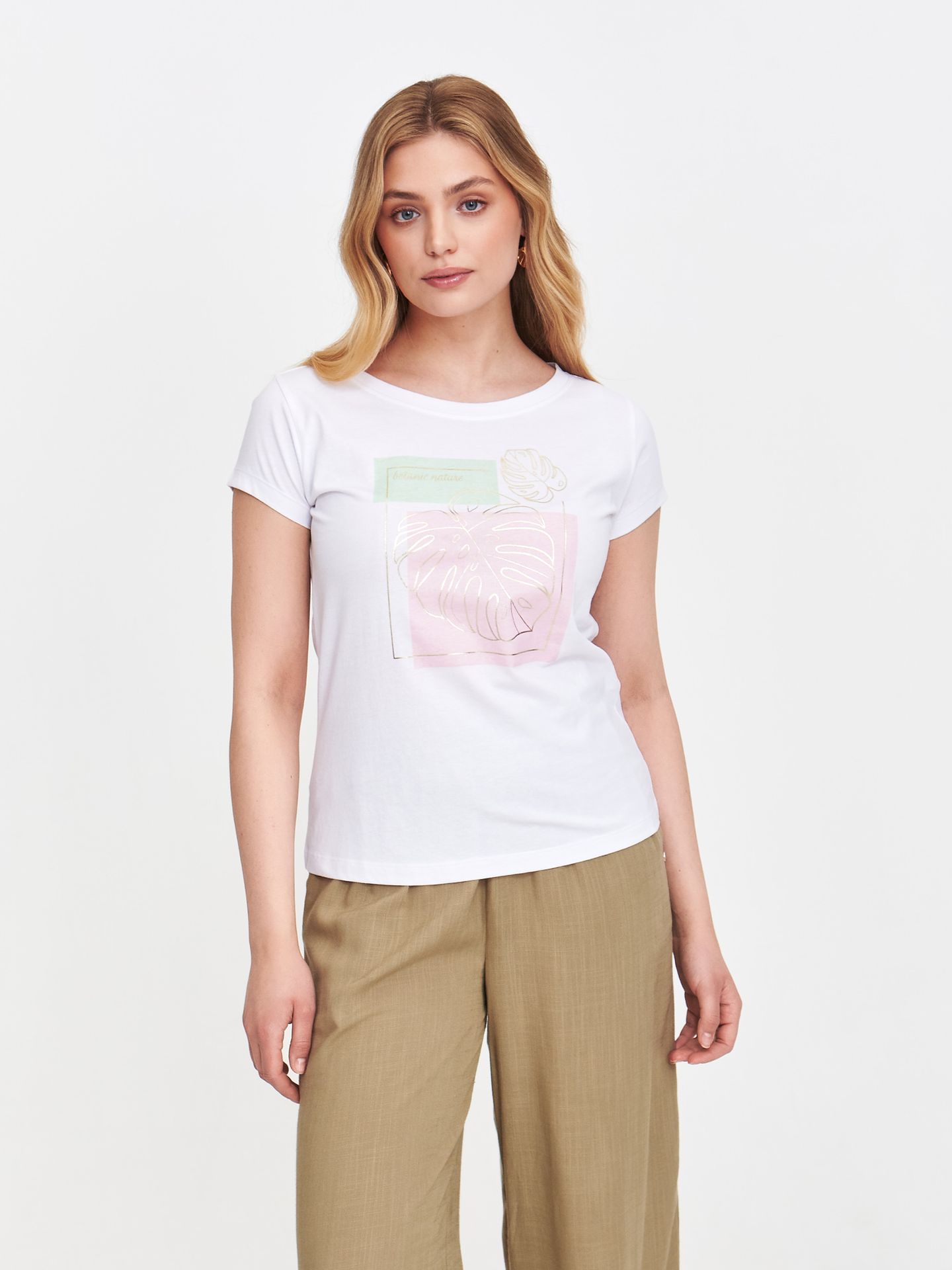 T-shirt z pastelowym nadrukiem