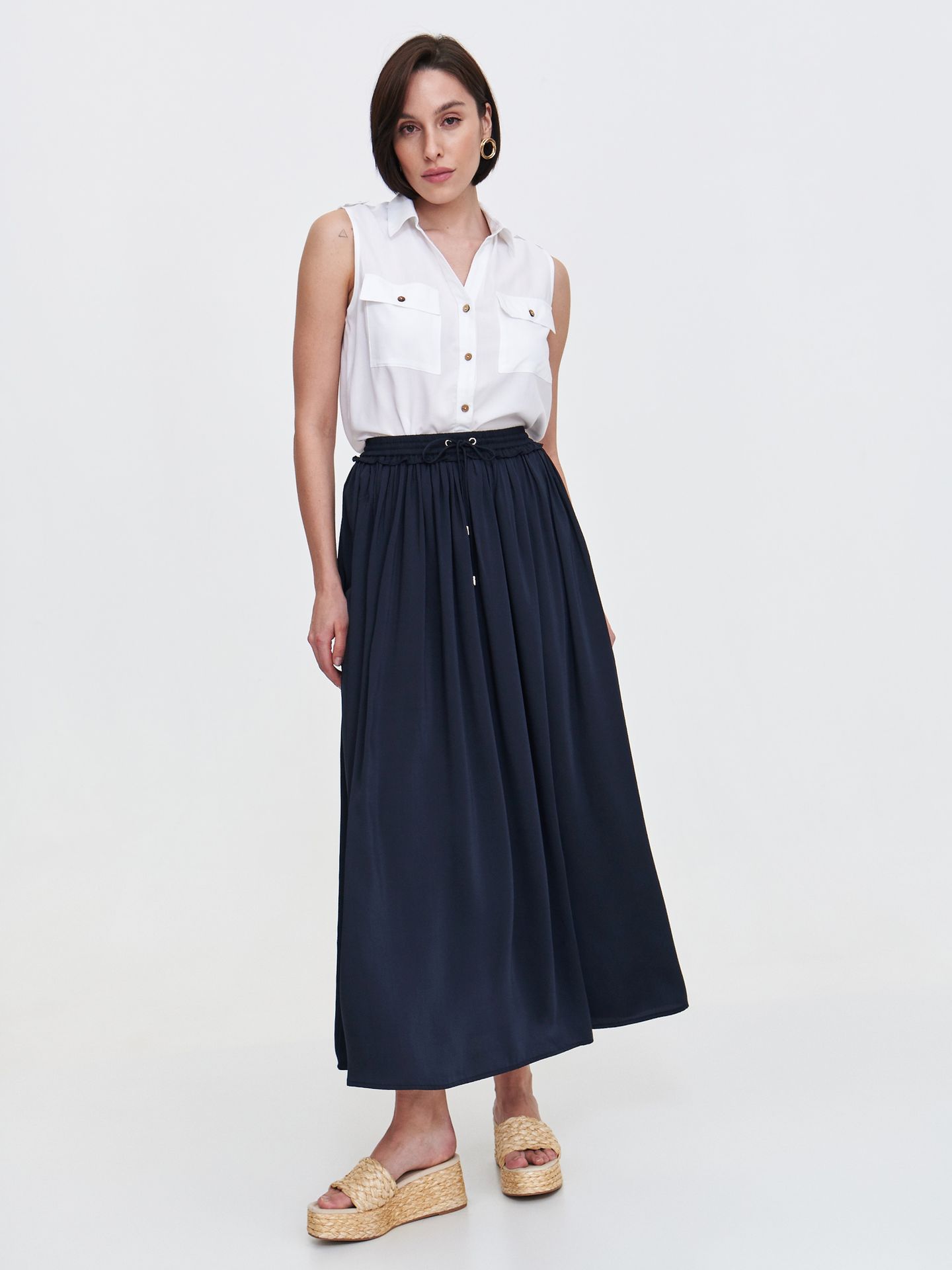 Granatowa długa spódnica