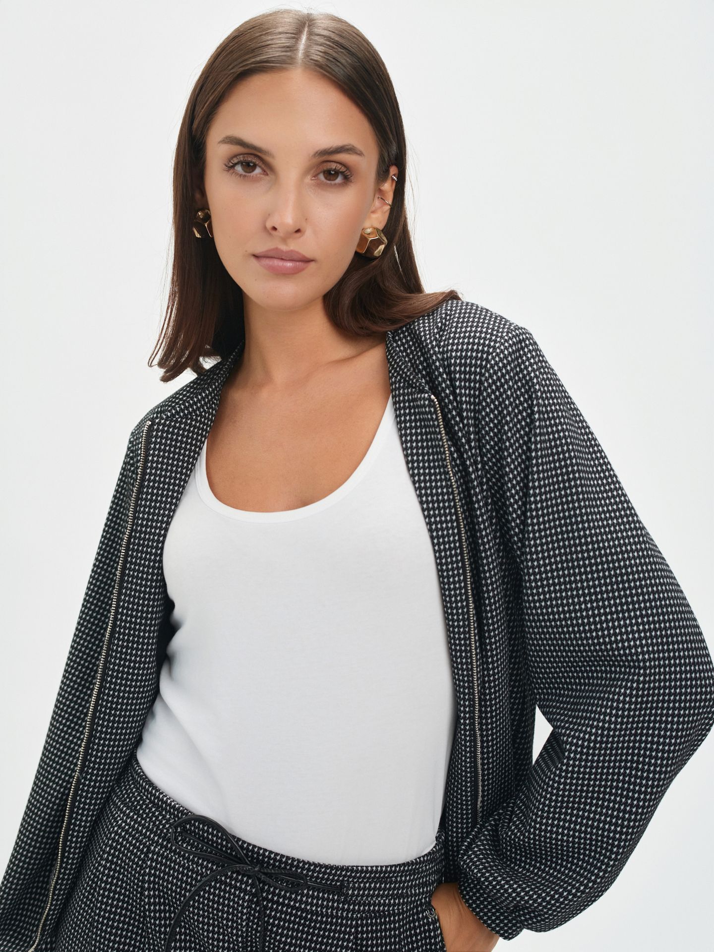 Żakiet z wzorem o kroju bomber