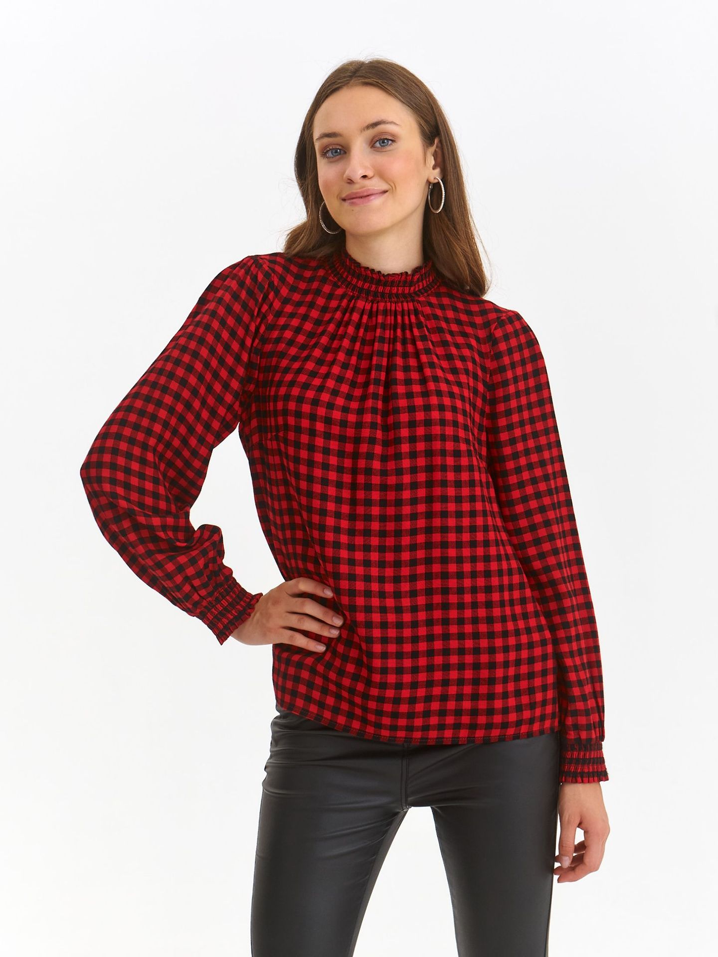 Bluzka damska bluzka długi rękaw czerwona - SBD1492CE o luźnym kroju, z długim rękawem - TOP SECRET - Odzieżowy sklep internetowy TOP SECRET