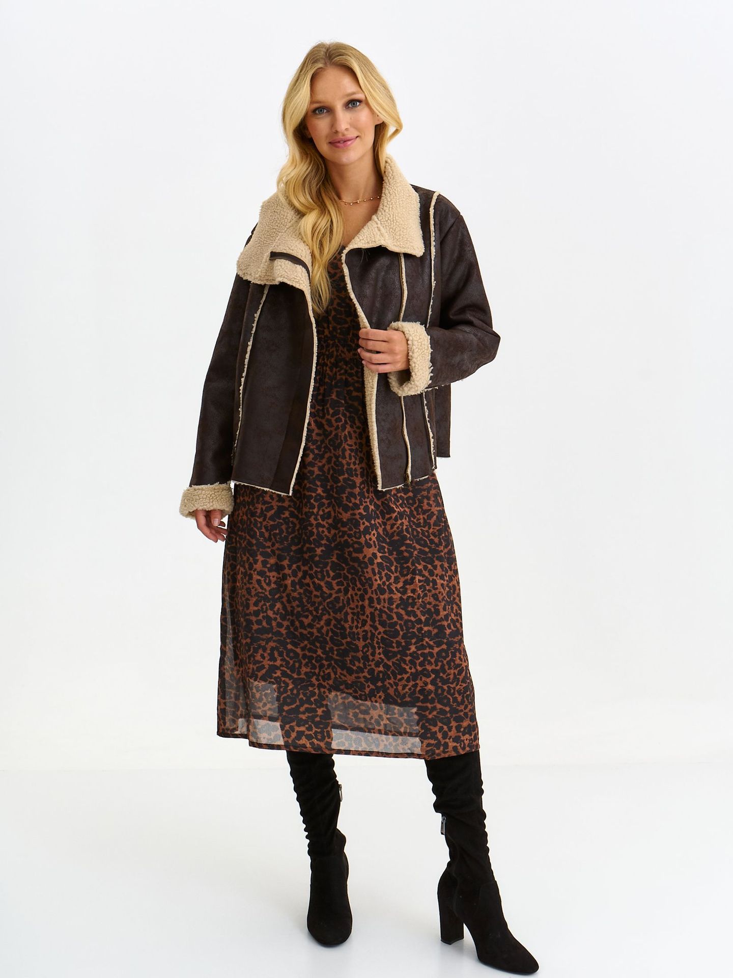 Kurtka damska rozpinana brązowa - SKU1387BR kurtka krótka - TOP SECRET - Odzieżowy sklep internetowy TOP SECRET