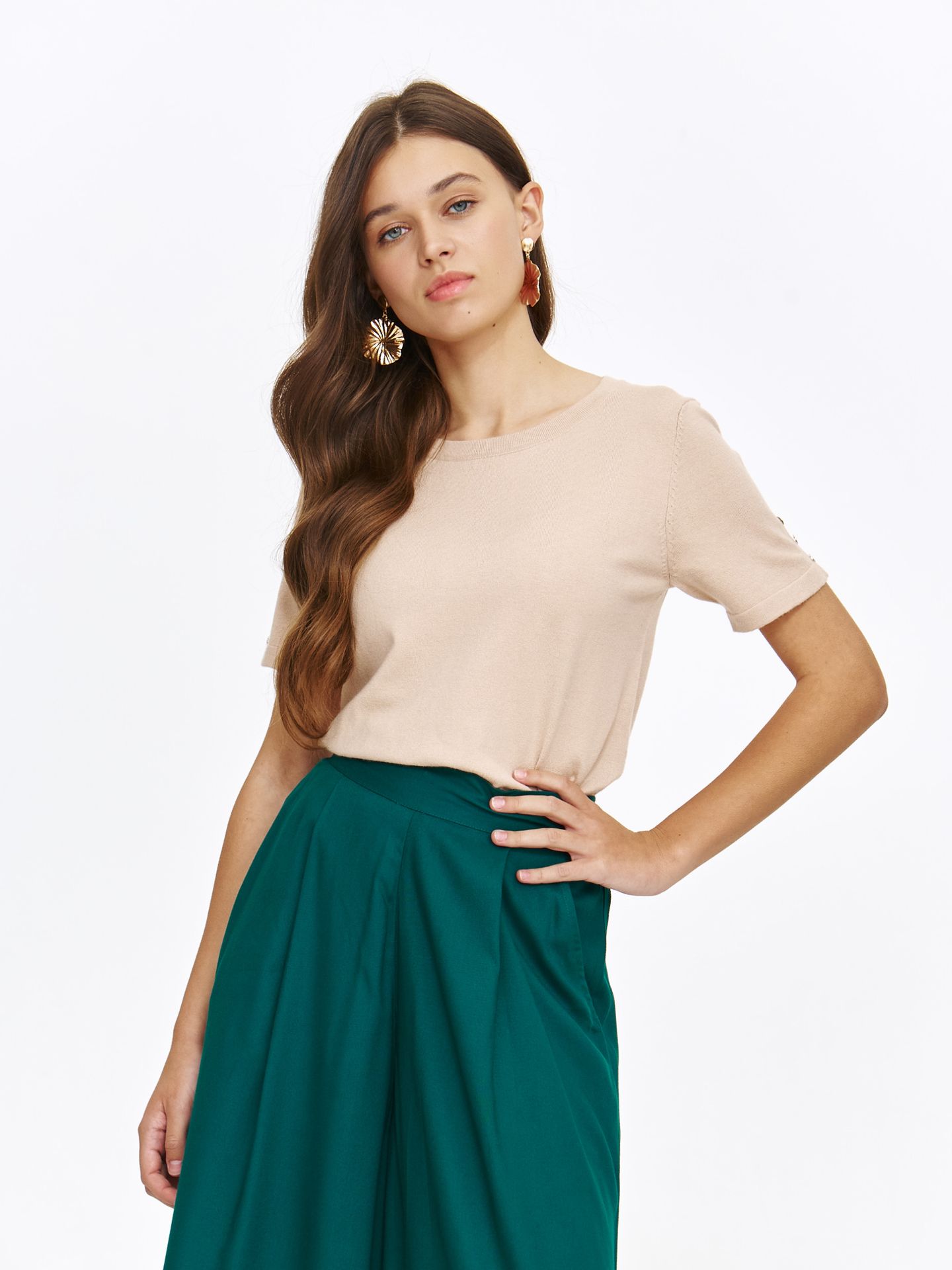 Elegancki sweter z krótkim rękawem