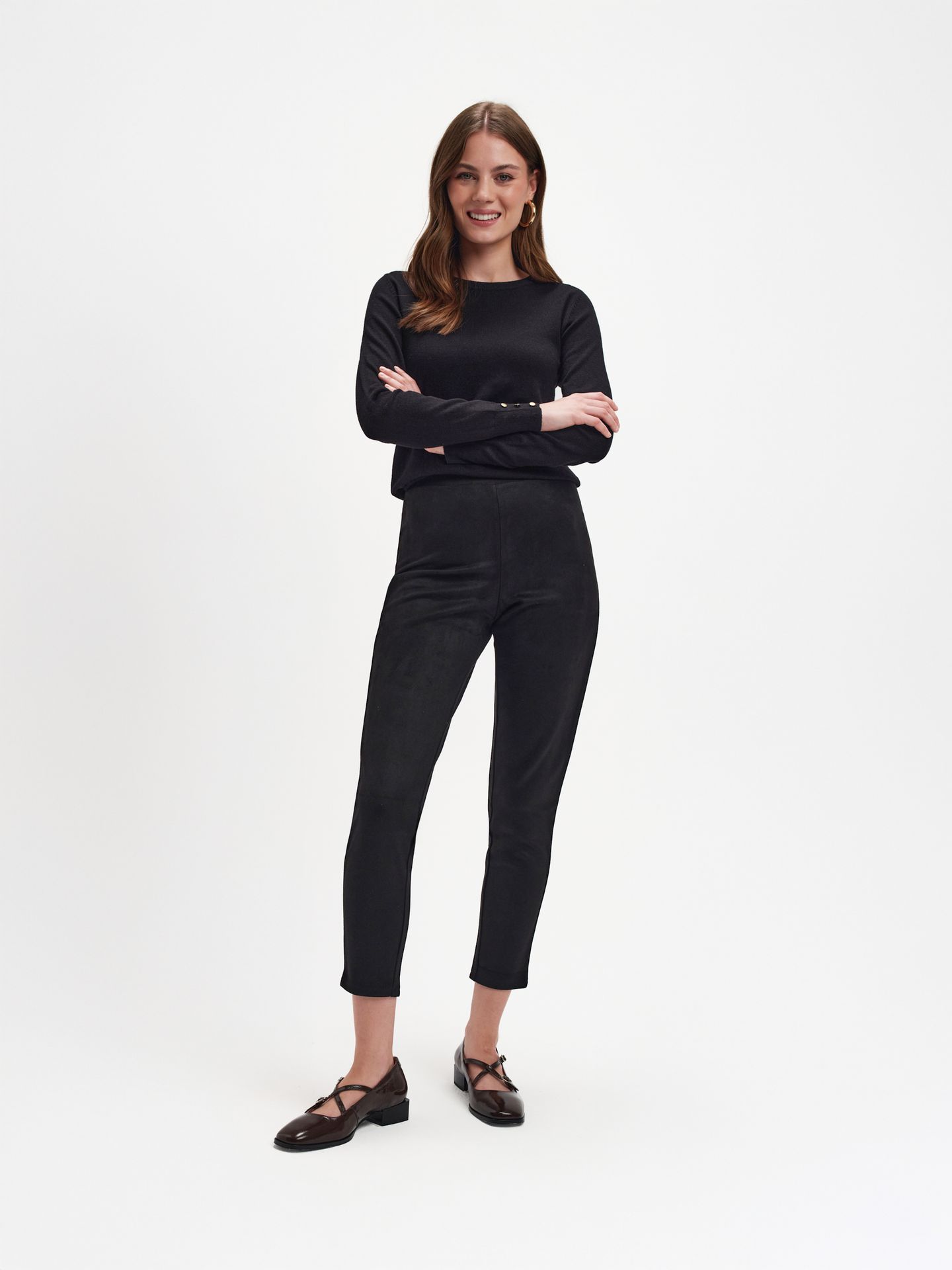 Czarne eleganckie legginsy