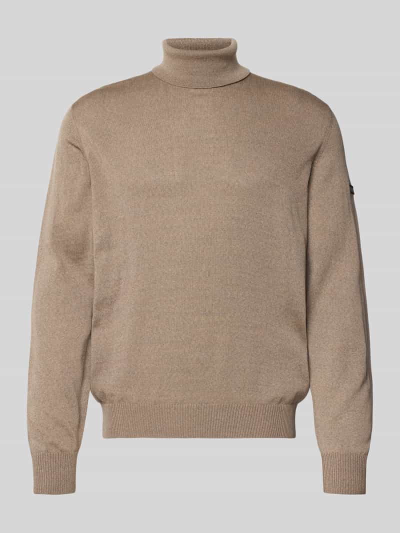 Sweter z dzianiny z golfem