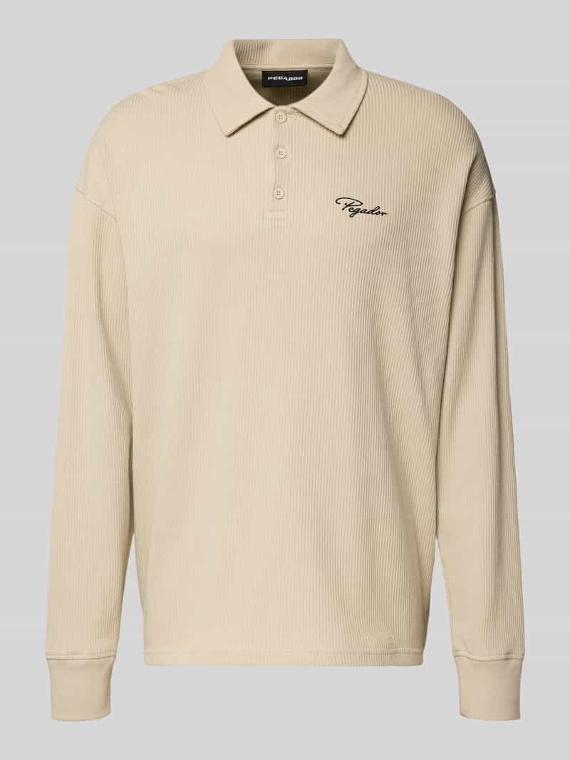 Koszulka polo z wyhaftowanym logo