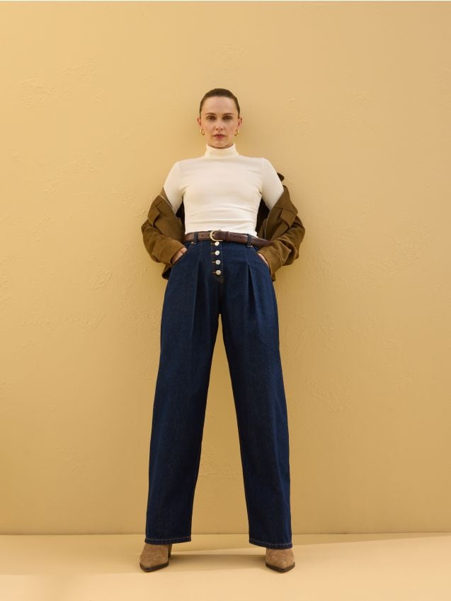 Reserved - Jeansy barrel z zakładkami - granatowy