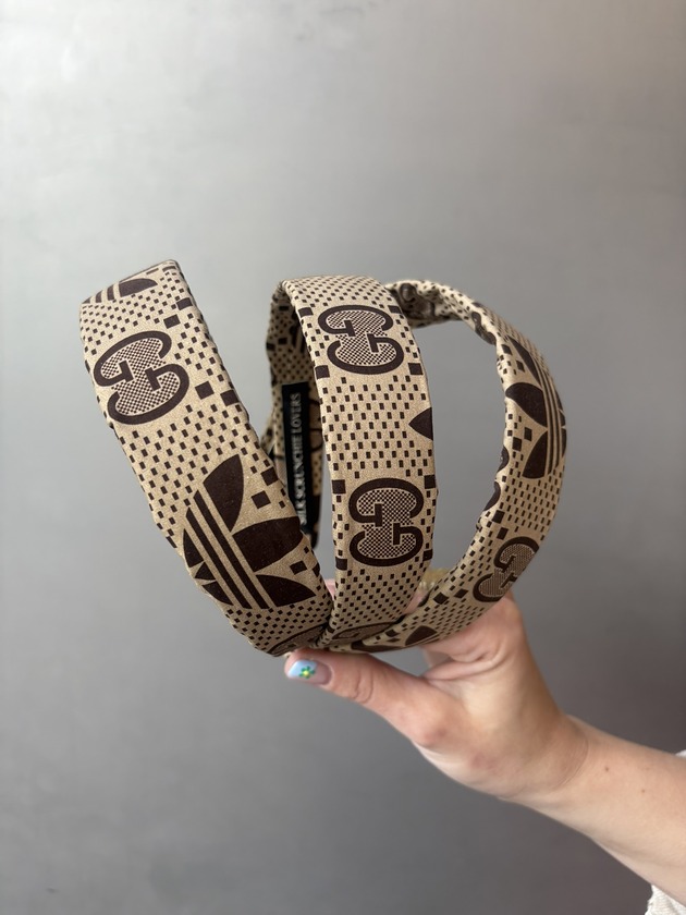 Opaska z tkaniny sygnowanej w Stylu Gucci & Adiddas