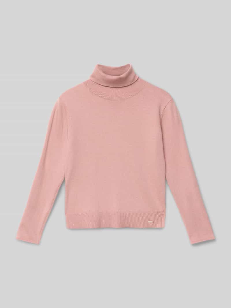 Sweter z dzianiny z golfem