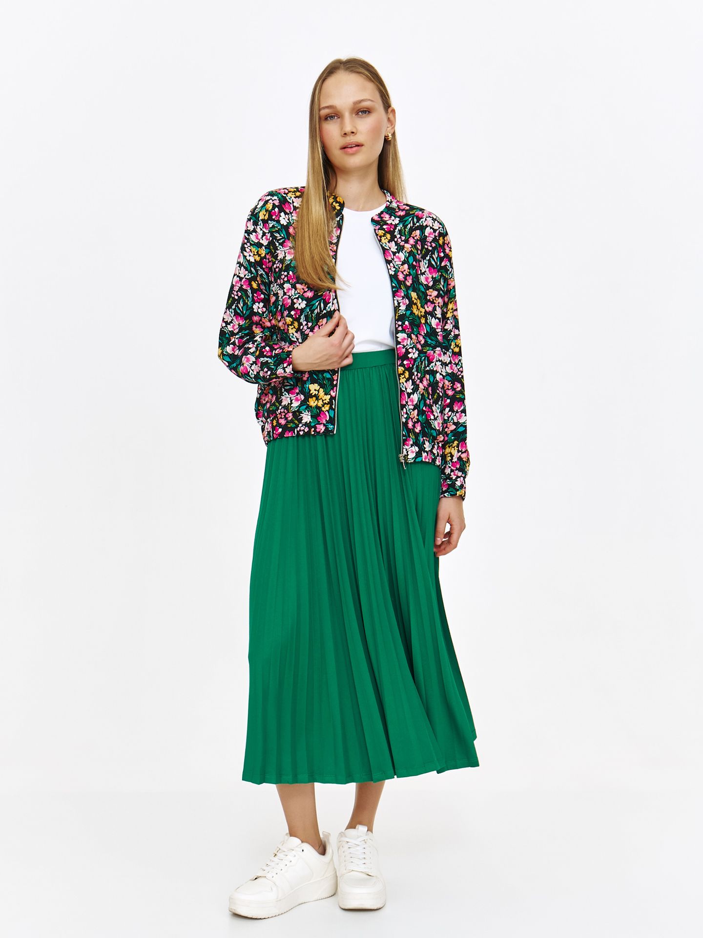 Kurtka typu bomberka w drobne kwiaty