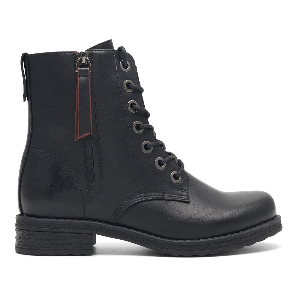 Trzewiki Clara Barson CEO-WS2702-09