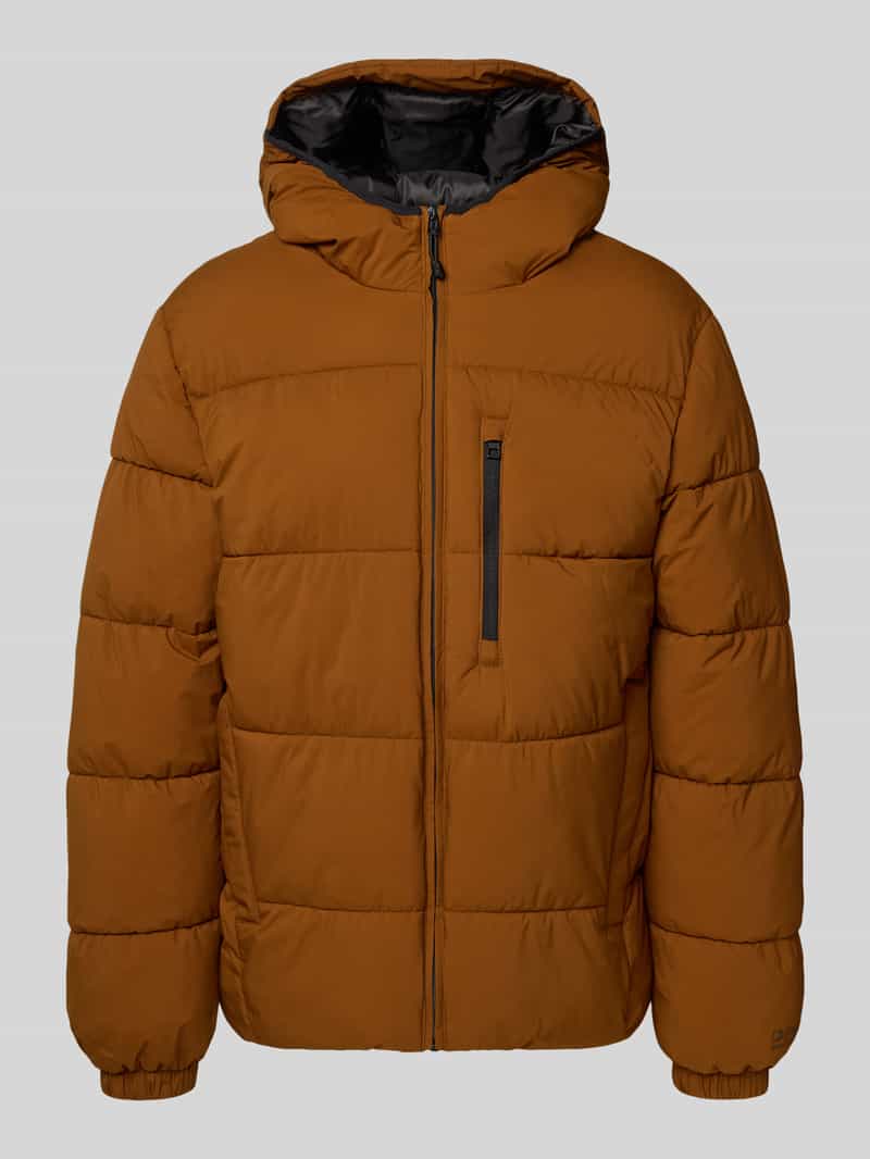 Kurtka pikowana o kroju regular fit z kapturem