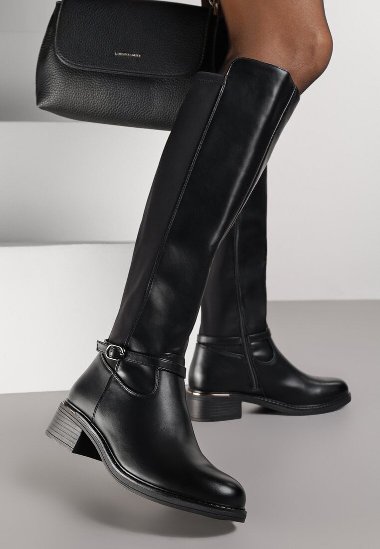 Czarne Kozaki w Stylu Oficerek Ozdobione Klamrą Eselia