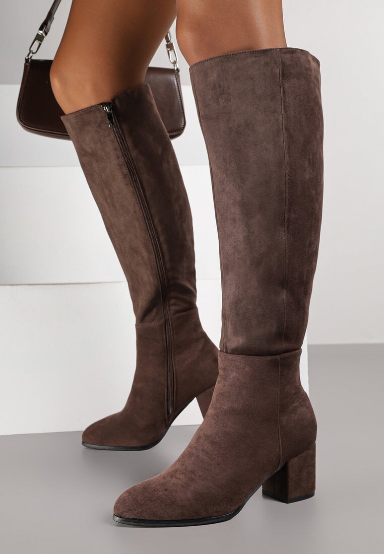 Brązowe Kozaki z Imitacji Zamszu do Kolana Vices na Niskim Słupku Ilodia
