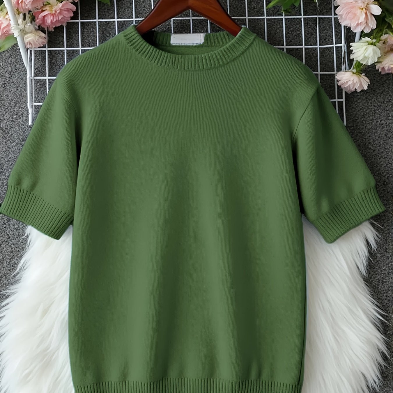 TEMU Sweter Damski z Okrągłym Dekoltem i Krótkim Rękawem w Lawendowe Odcienie - Dopasowany, Casualowy Top z Nadrukiem Kota, 100% Poliester, Możliwość