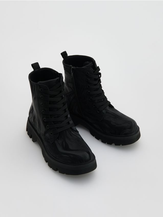 Reserved - Lakierowane botki za kostkę - czarny