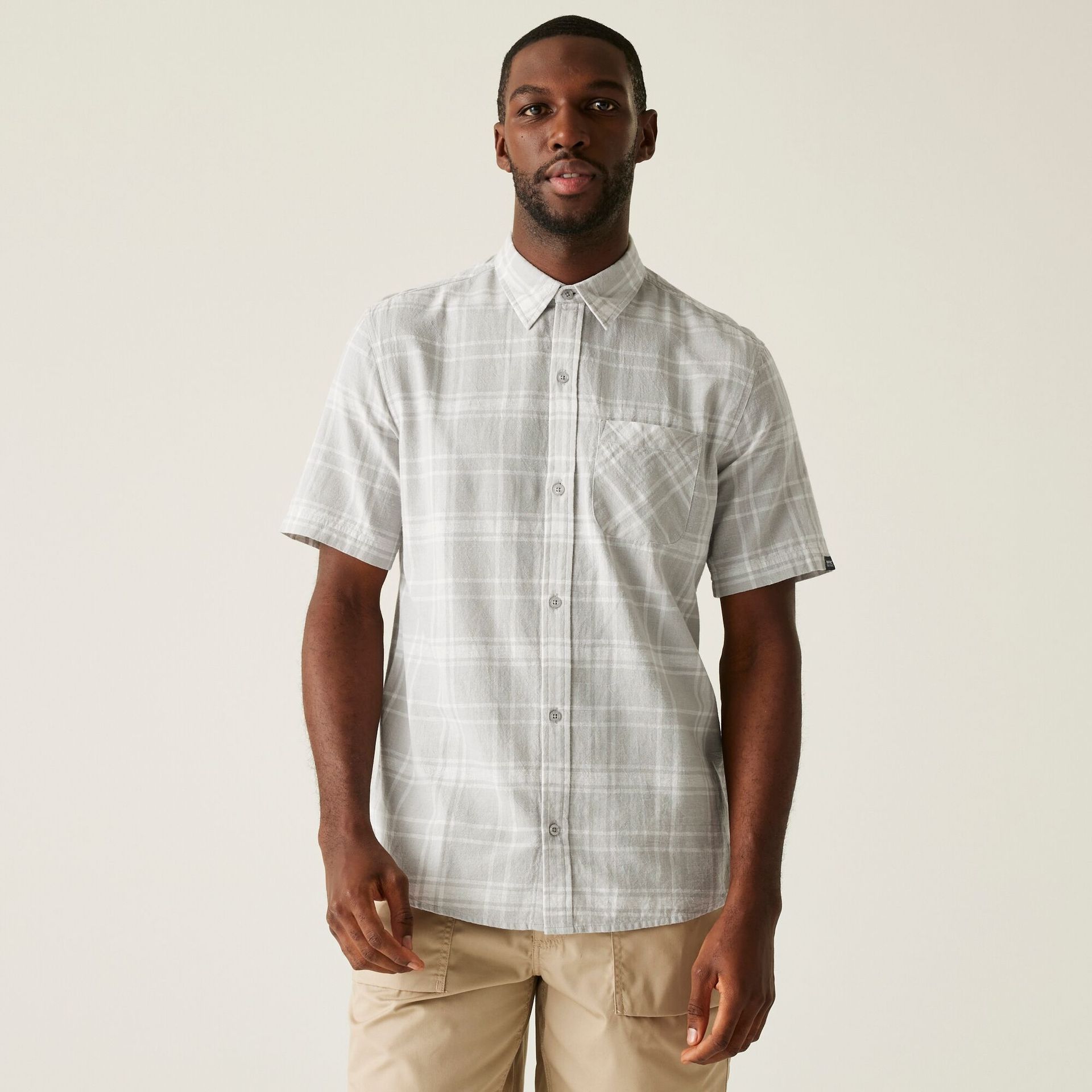 Regatta Męska koszula z krótkim rękawem Loran Srebrny, Rozmiar: L