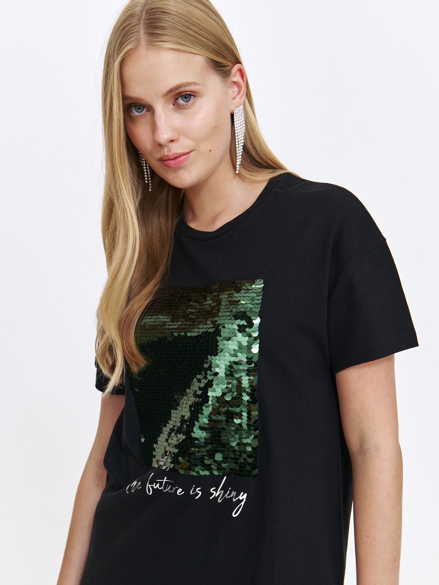 Podkoszulek damski z cekinową aplikacją