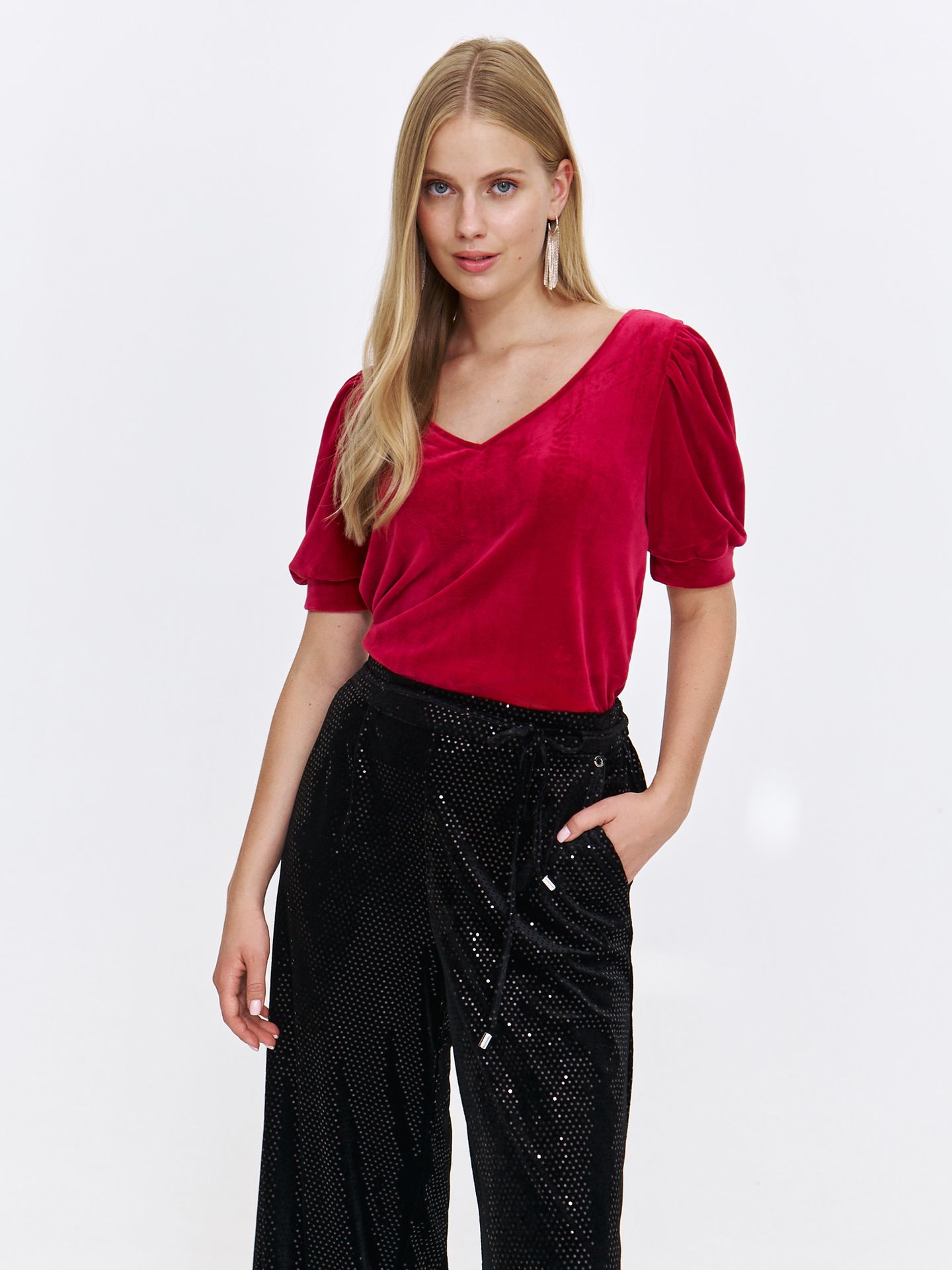 Velvetowa bluzka damska z bufiastymi rękawami