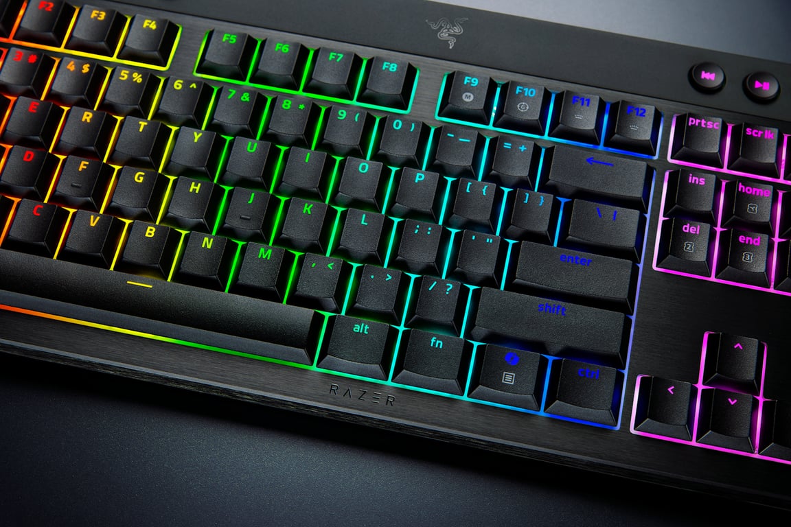 Razer BlackWidow V4 Low-Profile HyperSpeed RZ03-05270800-R3M1