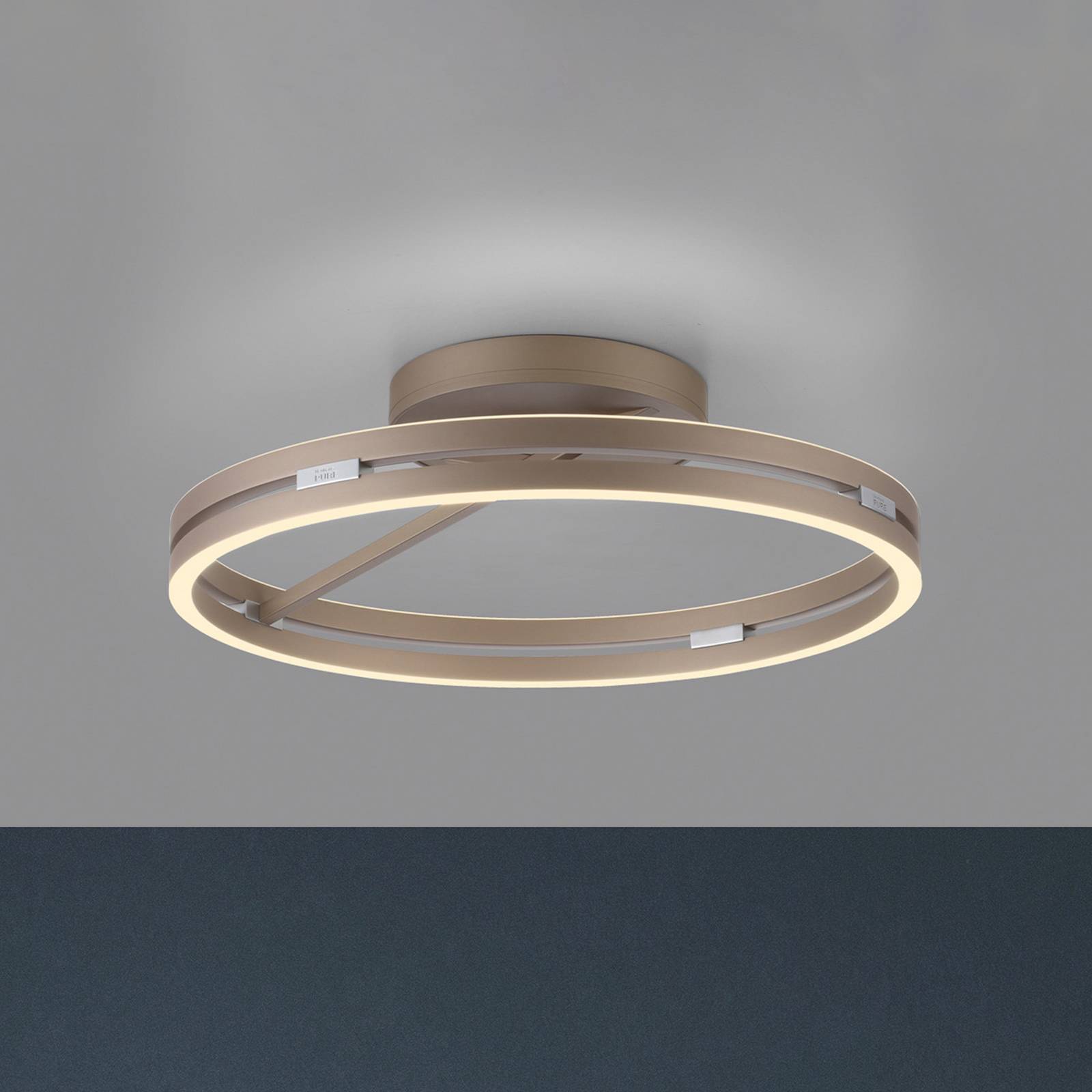 PURE Lampa sufitowa LED Loop, możliwość ściemniania, brązowy / mosiężny, salon / jadalnia, aluminium, nowoczesny