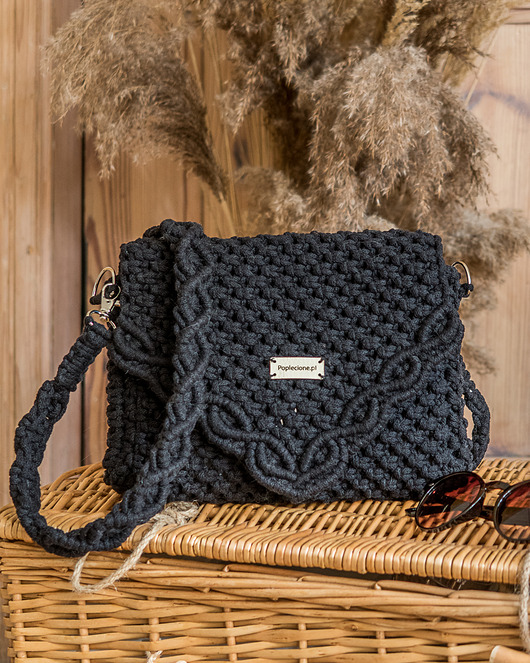 Makramowa torebka Listonoszka - czarna