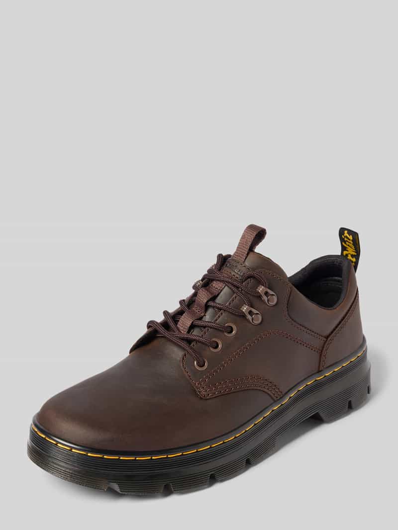 Buty sznurowane z detalem z logo