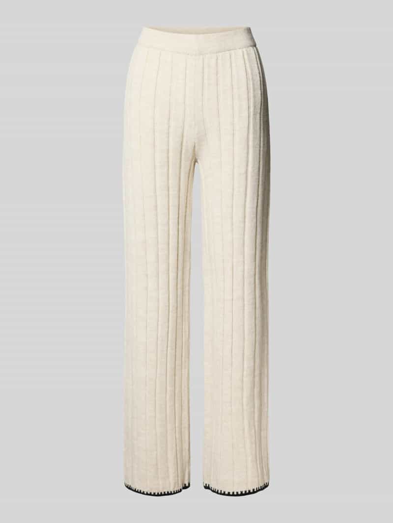 Spodnie rozszerzane o kroju regular fit z prążkowaniem model ‘CHICK’