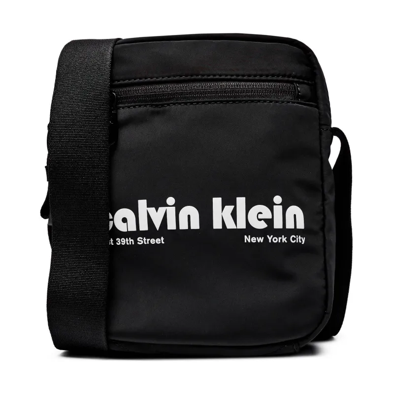 Calvin Klein Reporterka