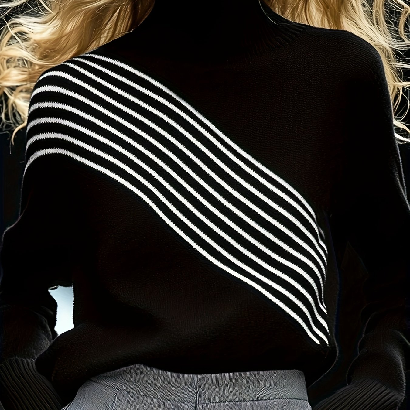 TEMU Sweter z Wysokim Kołnierzykiem w Czarne i Białe Paski dla Kobiet - Casualowy, Elegancki Pulower na Jesień Zimę, Miękki i Ciepły, Wygodny Top,