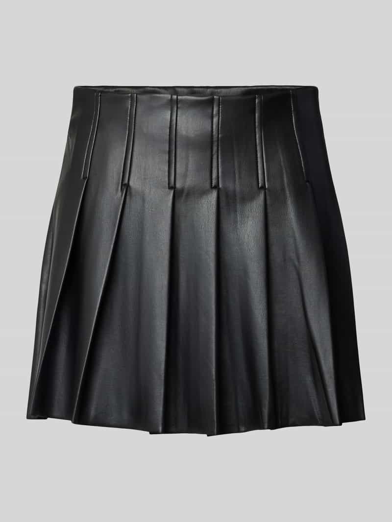 Spódnica z imitacji skóry z plisami model ‘DORIT’