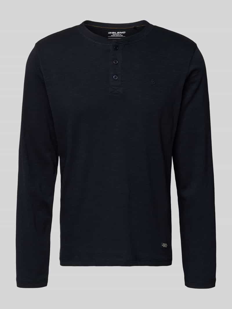 Bluzka z długim rękawem i krótką listwą guzikową model ‘BRAT’