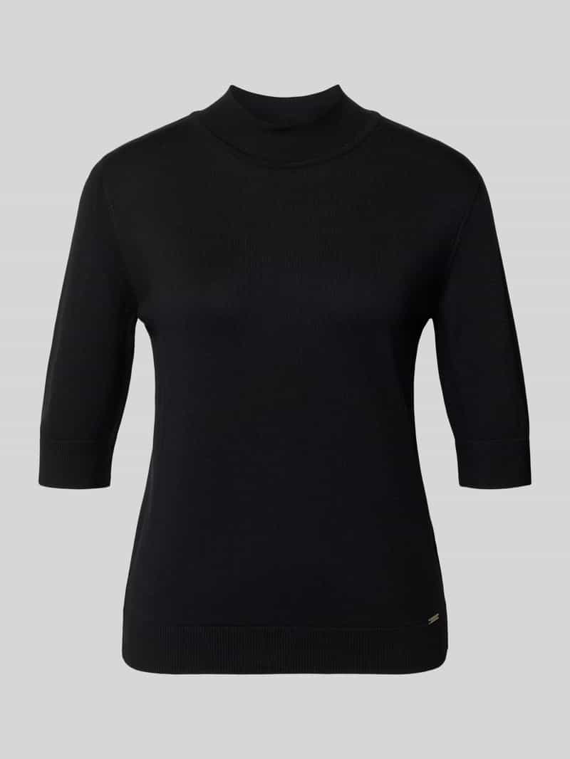 Bluzka z dzianiny ze stójką i rękawami o dł. 1/2