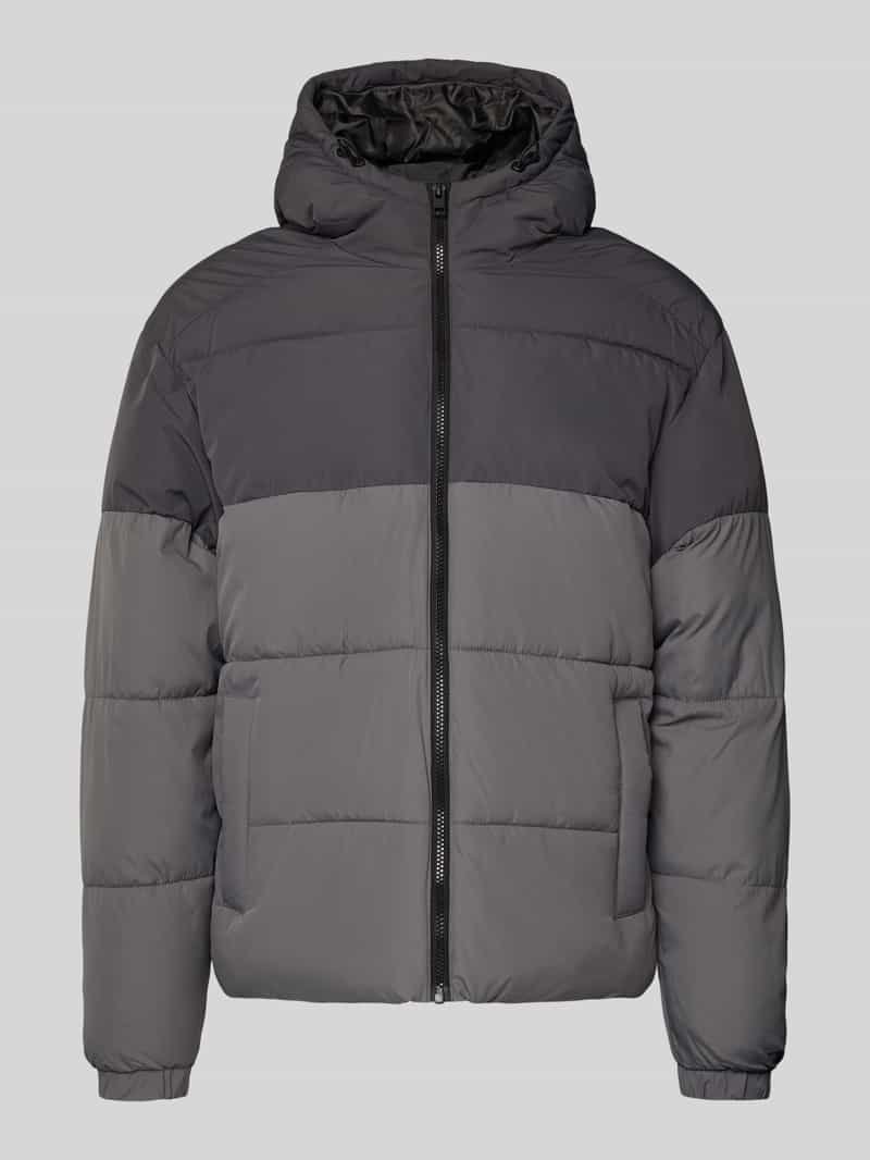 Kurtka pikowana z zamkiem błyskawicznym model ‘MAZE’